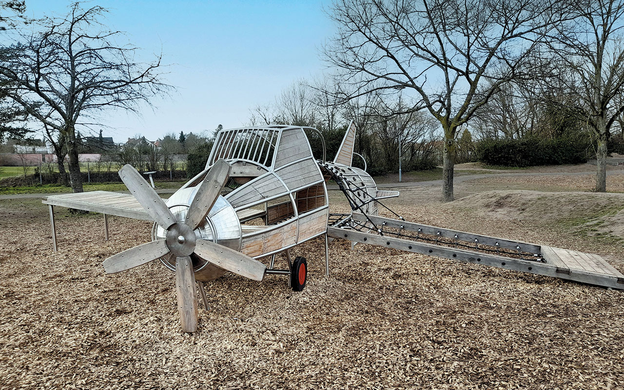 N-145-Flugzeug-Pfungstadt_Hauptbild