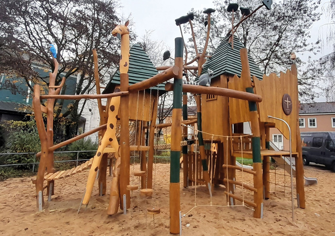 T-82-Dschungelburg-Köln-Seligentaler-Str