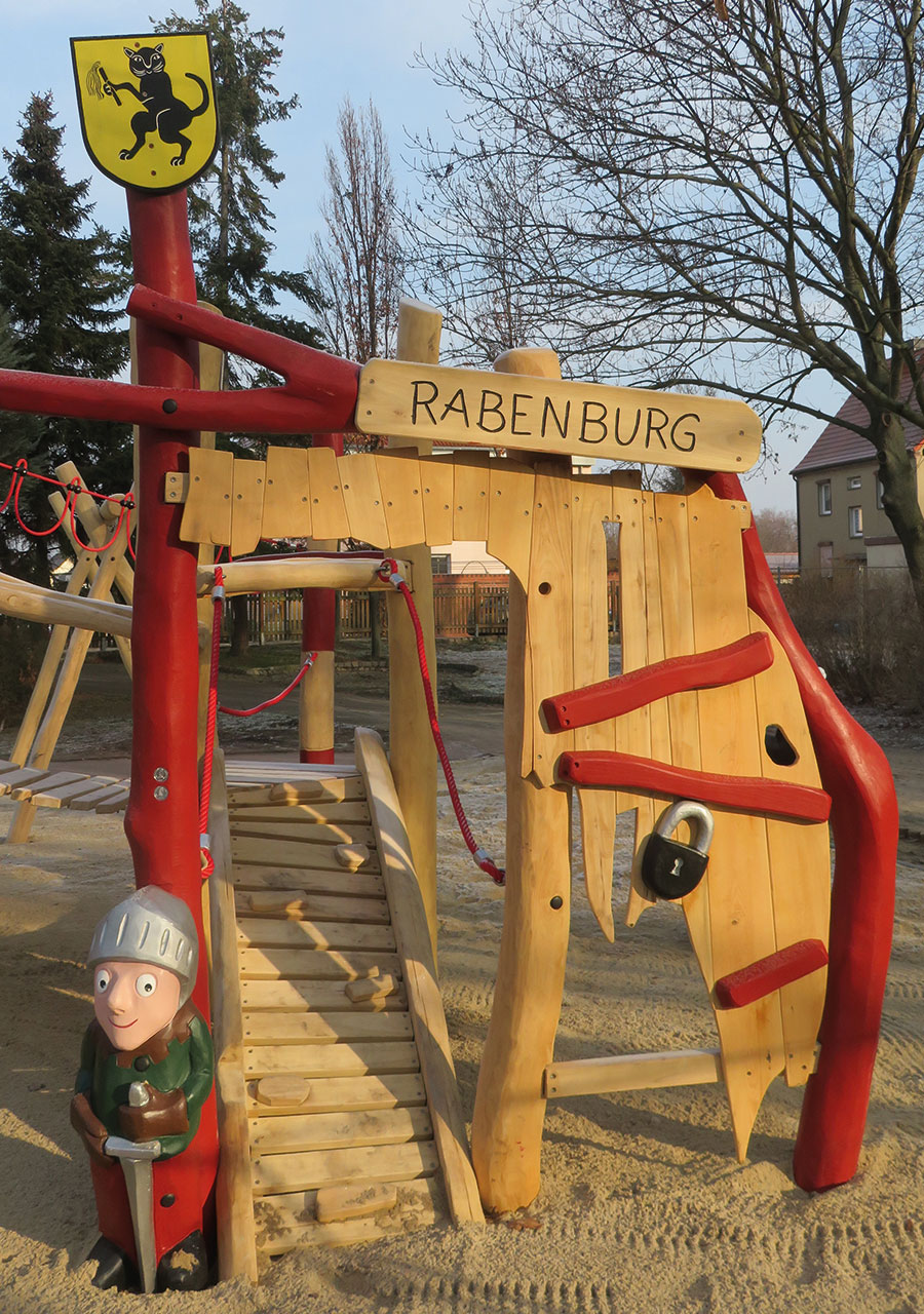 T-94-Sandersdorf-Brehna-OT-Roitzsch-Stöcklitzer-Straße-Spielplatz-am-Freibad-(13)